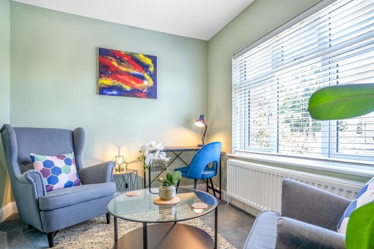 Lavender Counselling room to rent in Nottingham – first floor counselling room